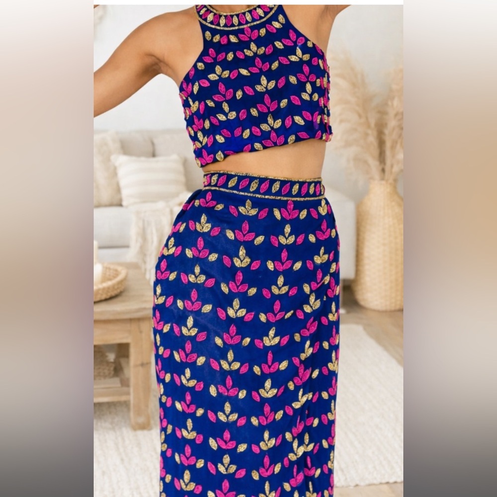 Hand Beaded 2 Piece Skirt Set Sz 6 Tulips Blue Pink and Gold GORGEOUS! 🌷MSRP 350